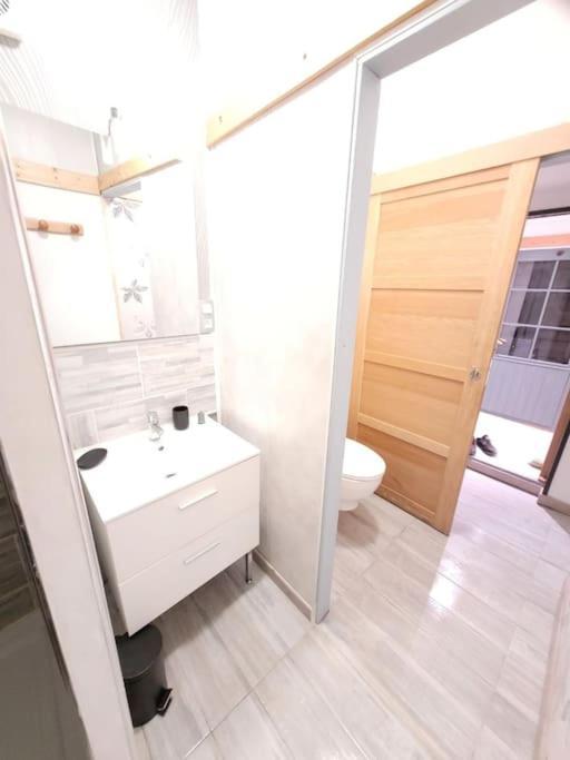 Beau Chalet 6 Personnes Avec Jacuzzi Tilly-sur-Seulles Buitenkant foto