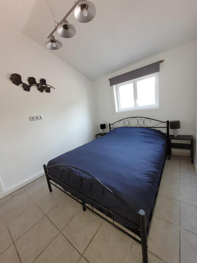 Beau Chalet 6 Personnes Avec Jacuzzi Tilly-sur-Seulles Buitenkant foto